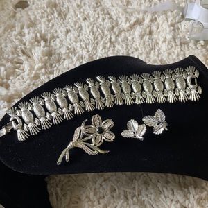 Mixed Lot of Vintage Sarah Coventry